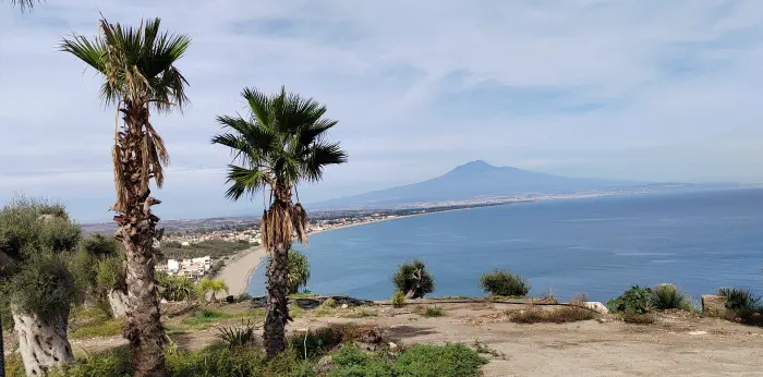 coast view Catania and Etna costa saracena openfiles.mediaside.net